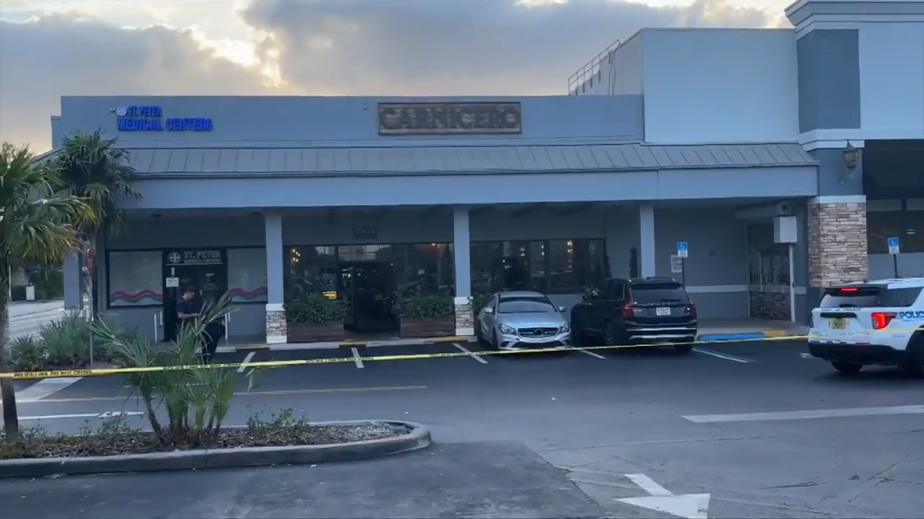 No injuries reported after fire breaks out at Miami restaurant