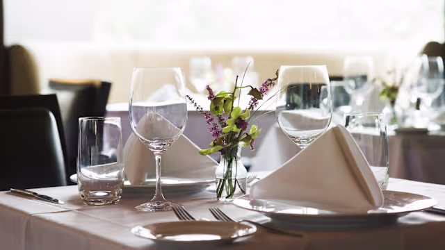 Miami’s Top 5 Mother’s Day Brunch Spots: Where to Treat Mom, Ranked by Price and Quality