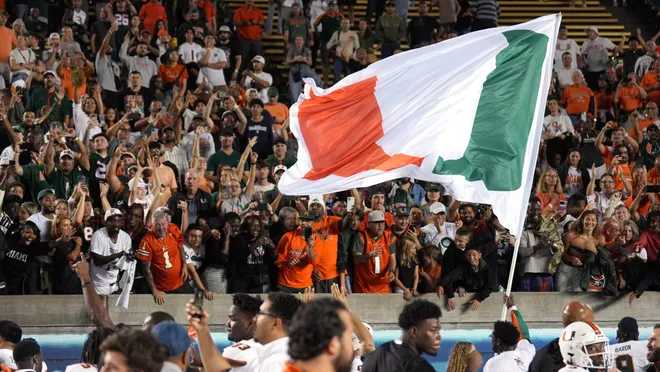 Adarius Hayes car accident: What to know after Miami LB released from hospital