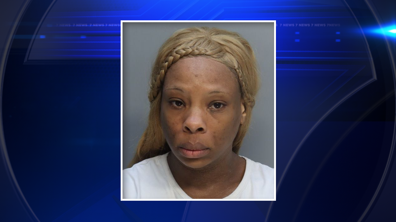 Mother arrested after 2 children found sweating in parked car while she shopped in Miami