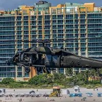 See sights from the 2025 Hyundai Air & Sea Show in Miami Beach